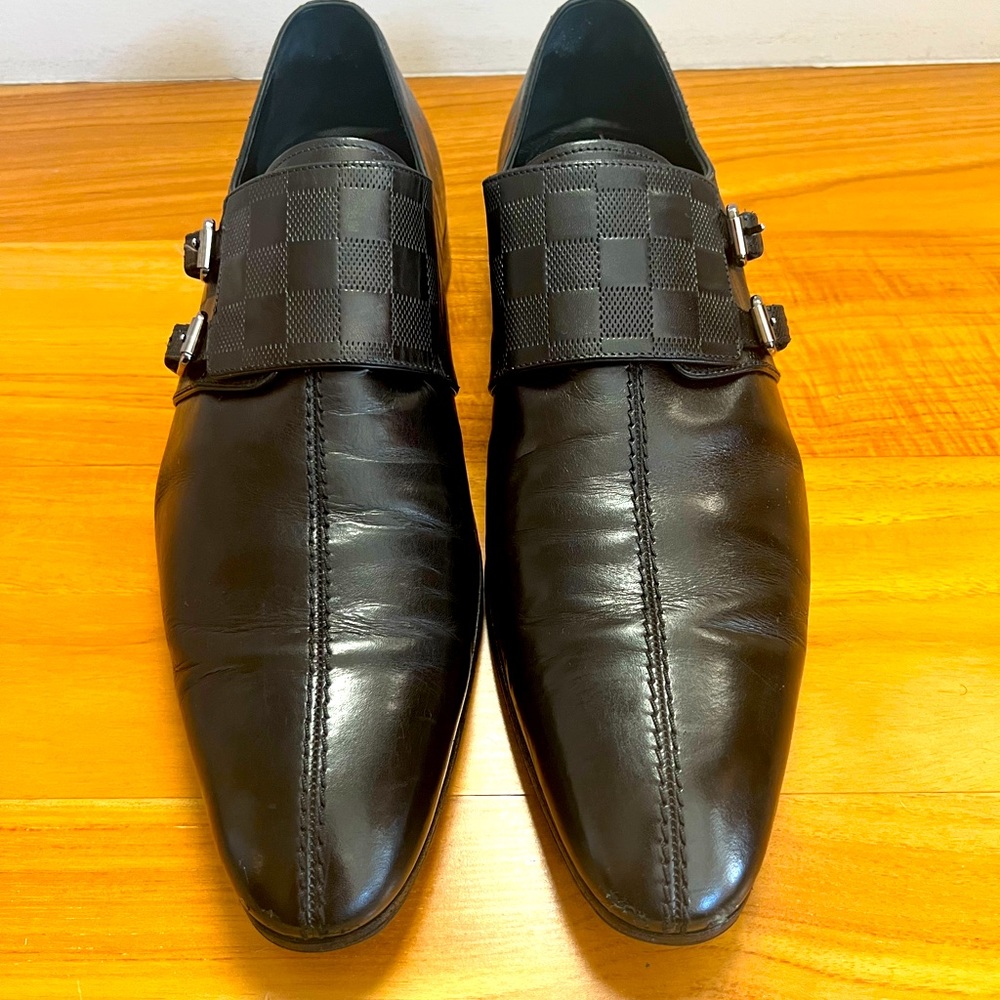 Men’s Louis Vuitton Damier all black dress shoes